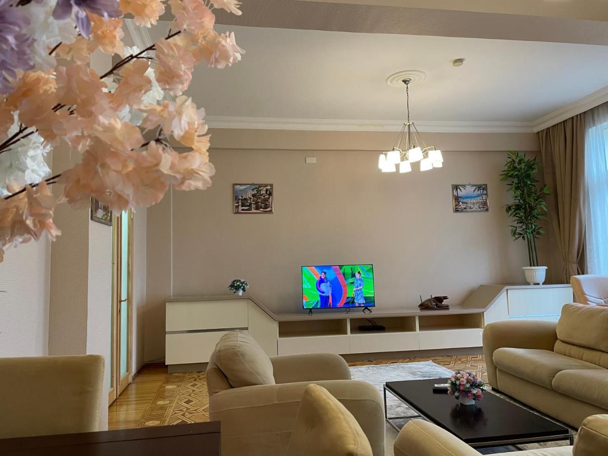 Maiden Boulevard View Baku Exterior photo