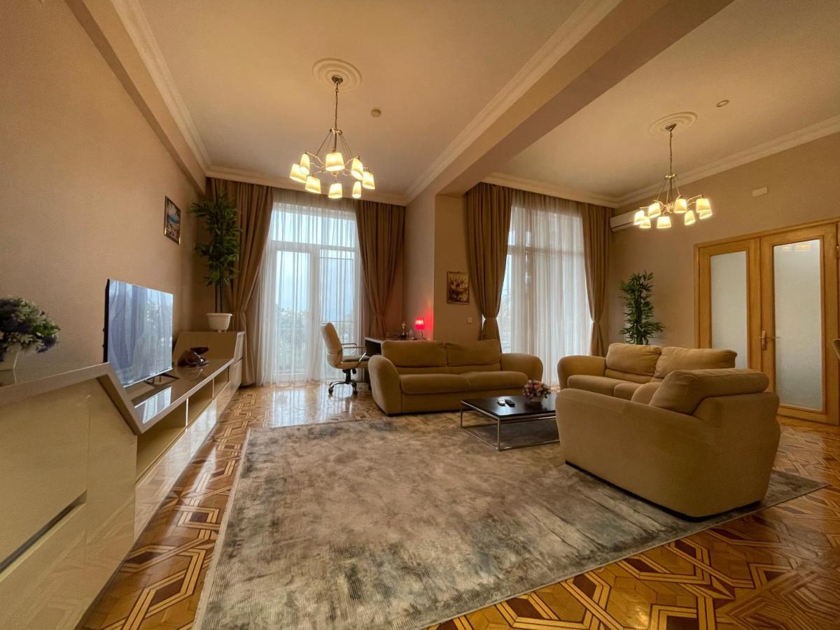 Maiden Boulevard View Baku Exterior photo